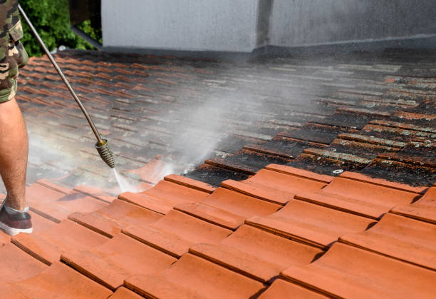 Best Sidewalk Pressure Washing  in St Vincent College, PA